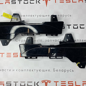 Фара противотуманная правая